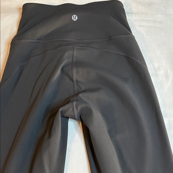 Lululemon Groove Super-High-Rise Flared Pant *Nulu Size 2 - Picture 6 of 12